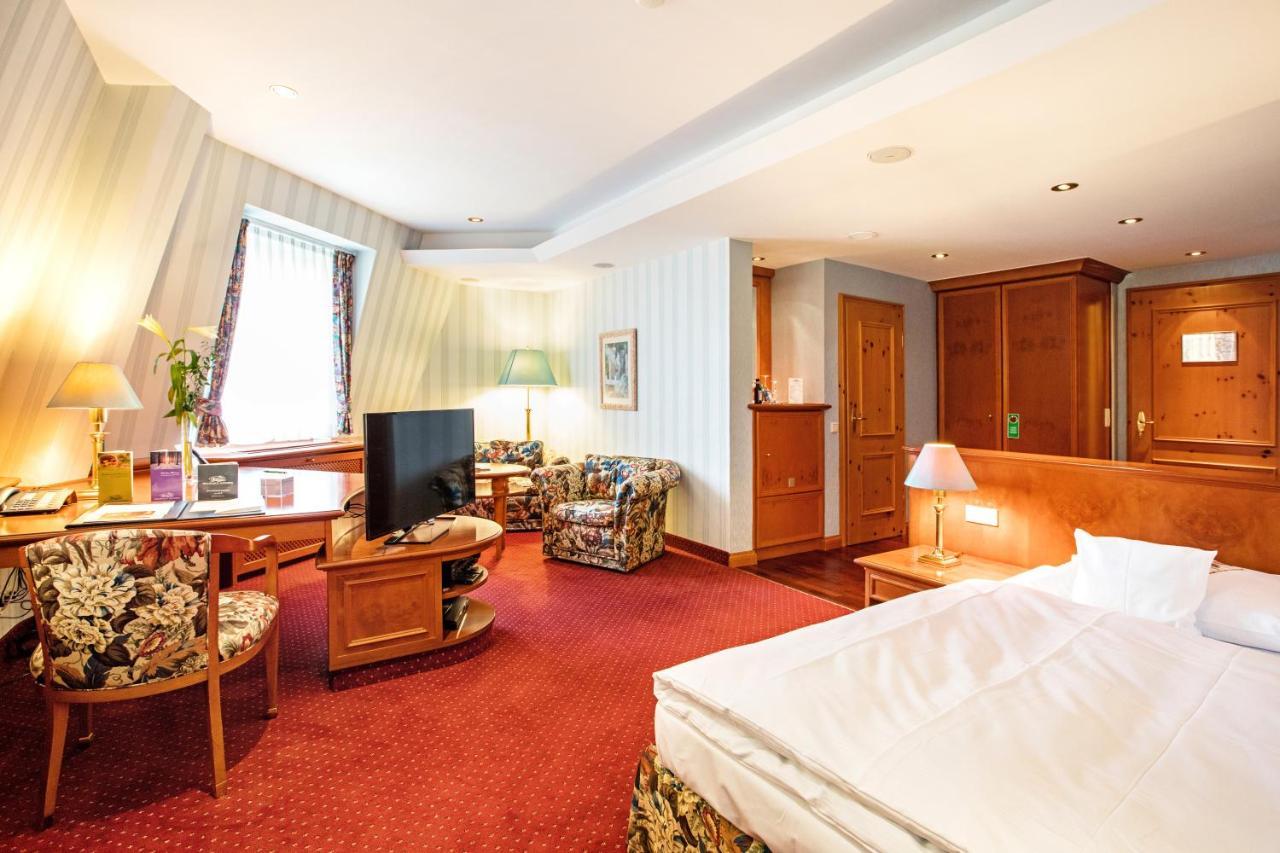 Waldhaus Reinbek Hotel Kültér fotó