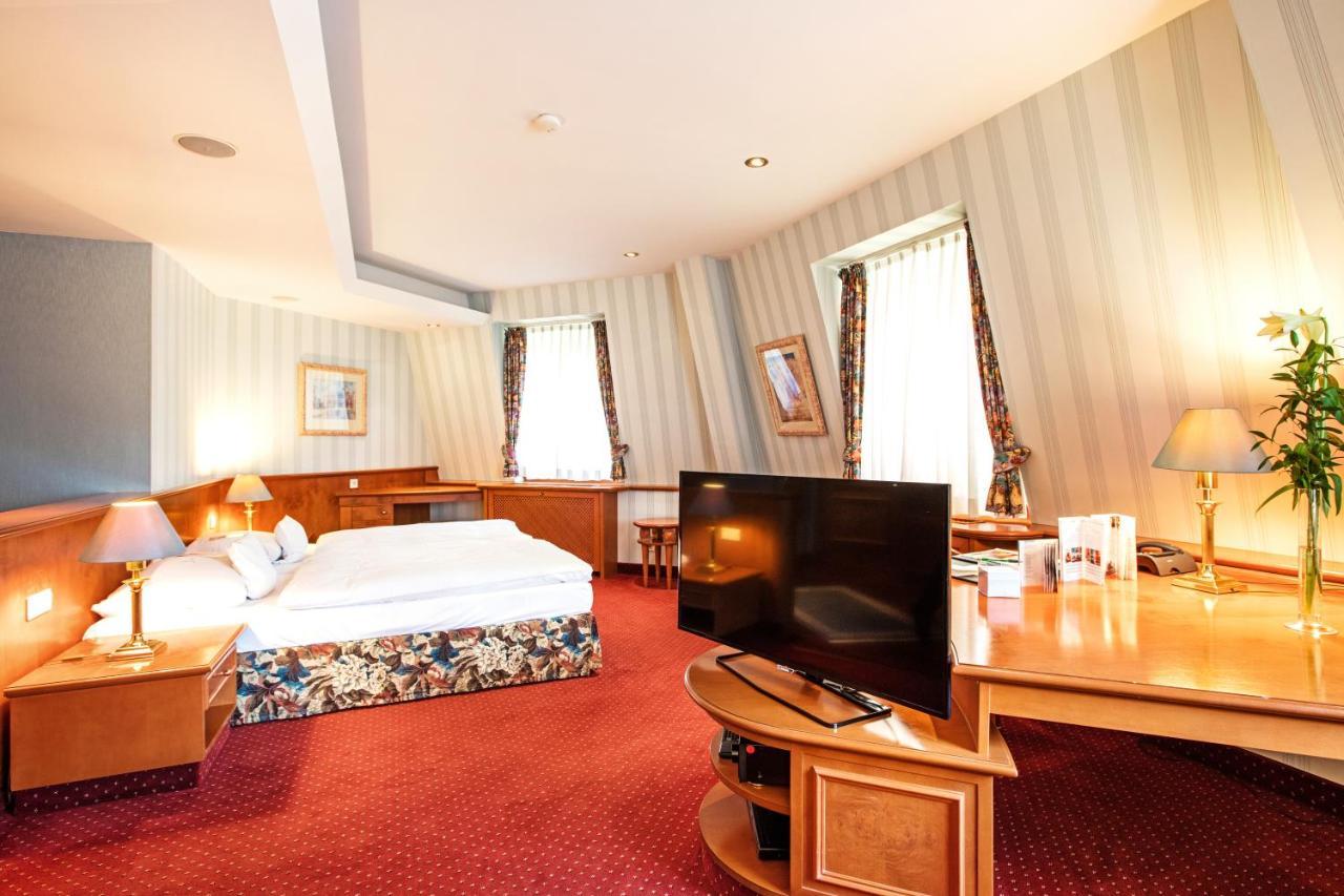 Waldhaus Reinbek Hotel Kültér fotó