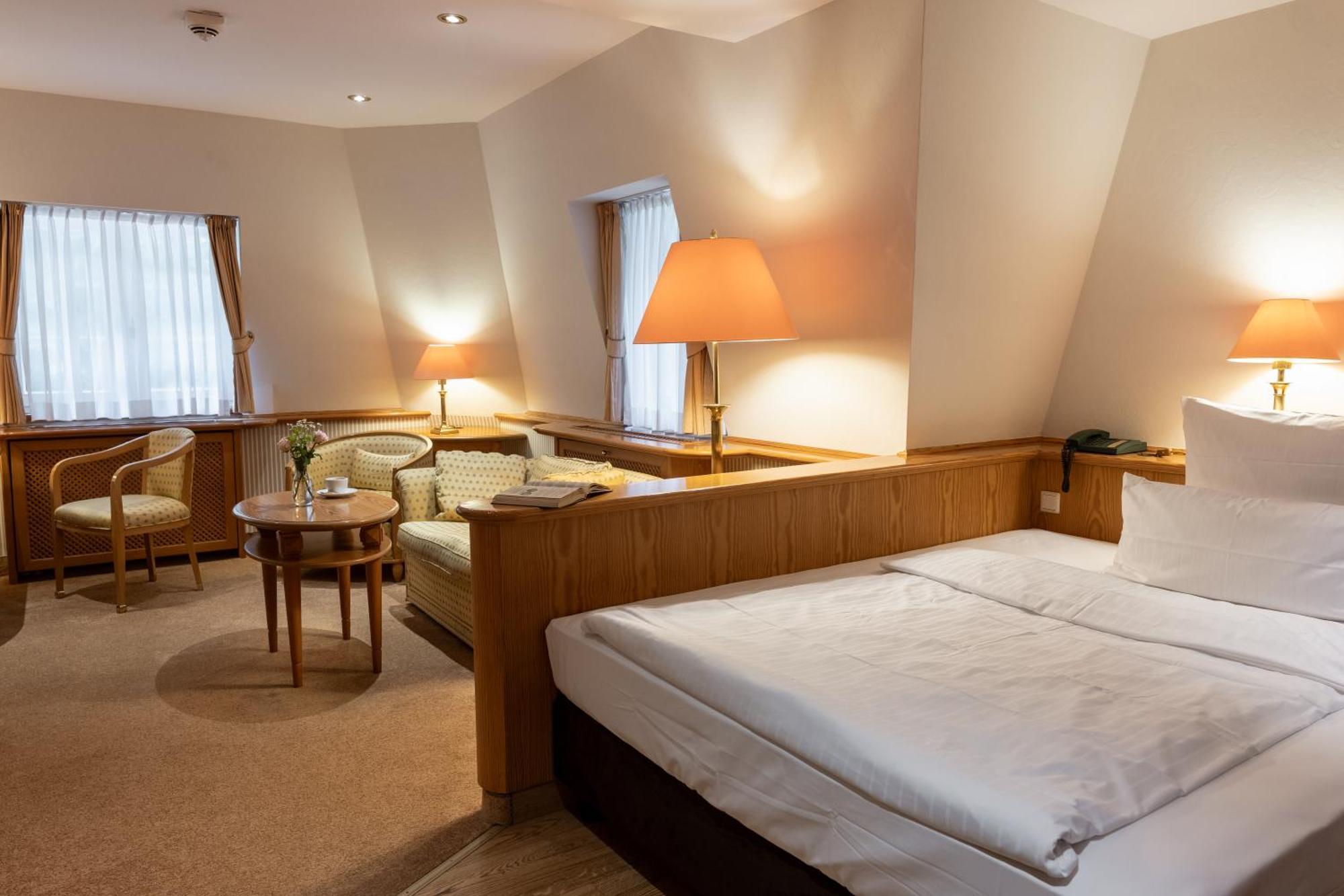Waldhaus Reinbek Hotel Kültér fotó