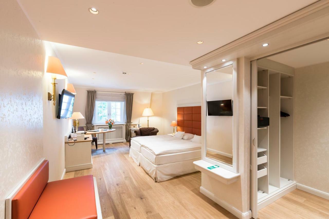 Waldhaus Reinbek Hotel Kültér fotó